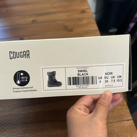 Cougar Snow Boots size 8 - Picture 3 of 4